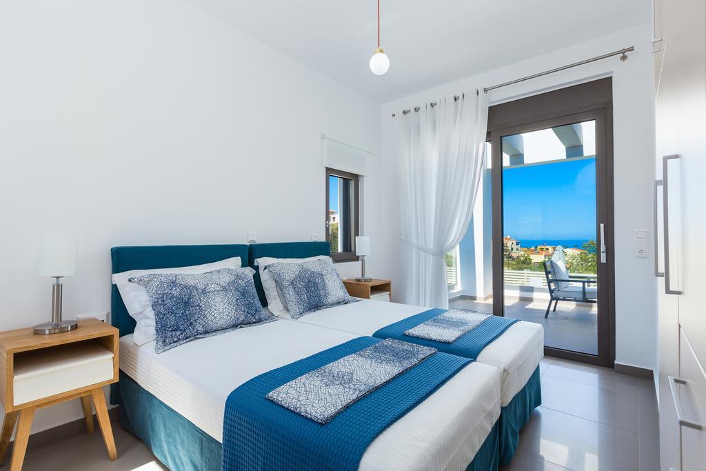Eolia Iconic Villa, Walking Distance To The Beach, By Thinkvilla Pánormos Esterno foto