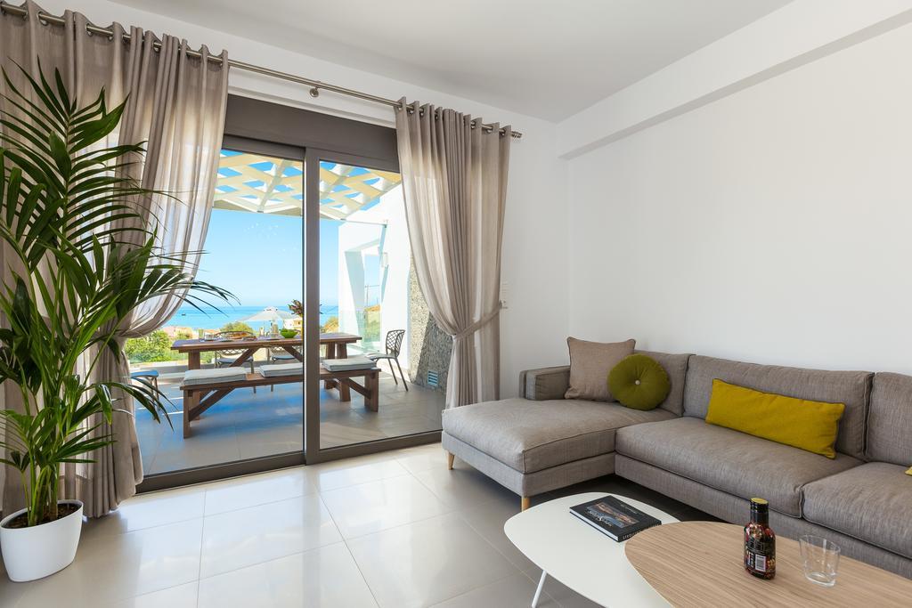 Eolia Iconic Villa, Walking Distance To The Beach, By Thinkvilla Pánormos Esterno foto