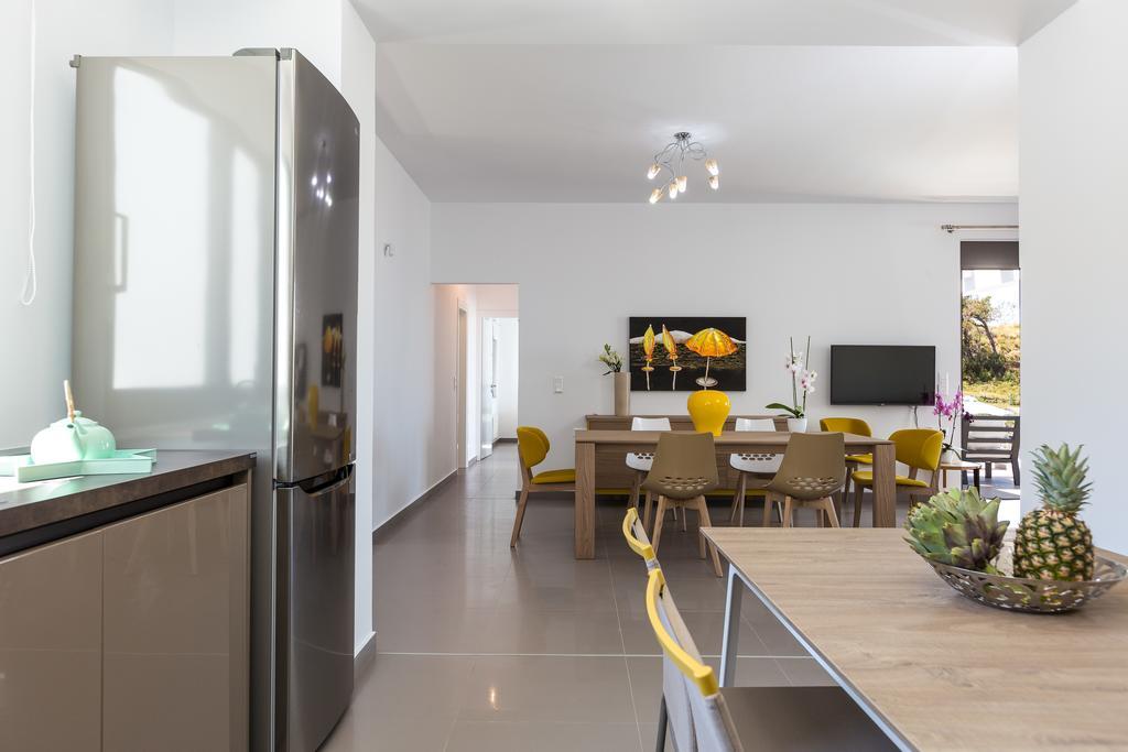 Eolia Iconic Villa, Walking Distance To The Beach, By Thinkvilla Pánormos Esterno foto