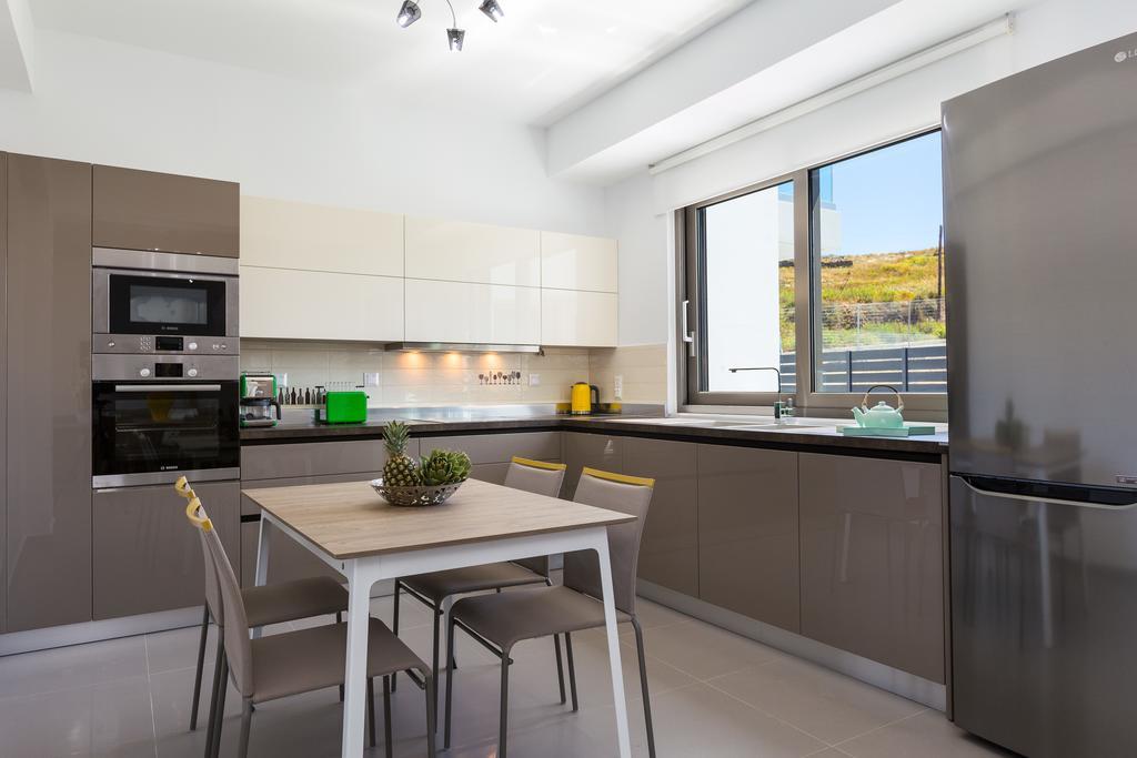 Eolia Iconic Villa, Walking Distance To The Beach, By Thinkvilla Pánormos Esterno foto