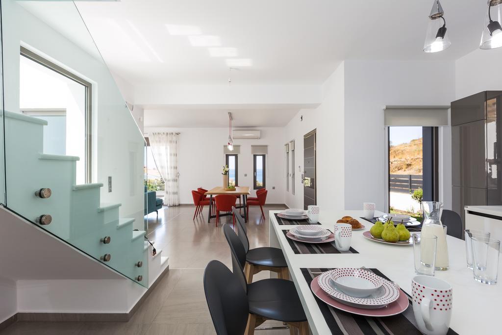 Eolia Iconic Villa, Walking Distance To The Beach, By Thinkvilla Pánormos Esterno foto