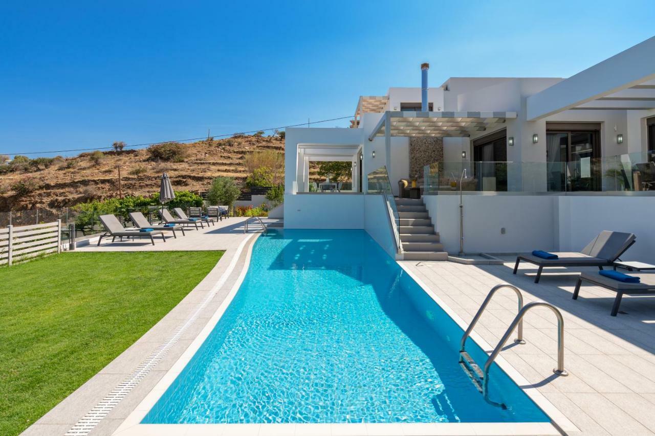 Eolia Iconic Villa, Walking Distance To The Beach, By Thinkvilla Pánormos Esterno foto