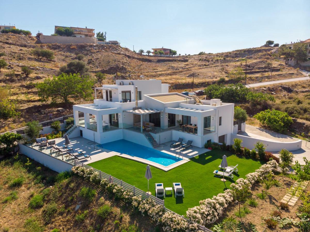 Eolia Iconic Villa, Walking Distance To The Beach, By Thinkvilla Pánormos Esterno foto